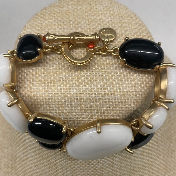 NWOT Carolee Lux Black And White Stone Bracelet - Picture 4 of 4